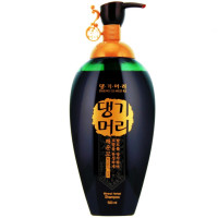 Мінеральний шампунь з цілющими травами Daeng Gi Meo Ri Mineral Herbal Shampoo Hae Un Mo 500 мл (8807779088169)